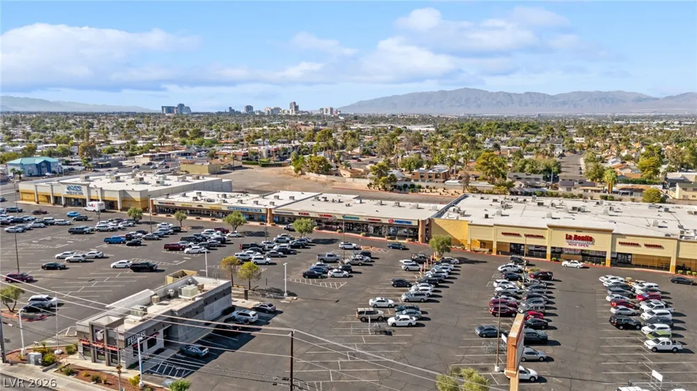 2503 Siesta Avenue Las Vegas, NV 89121