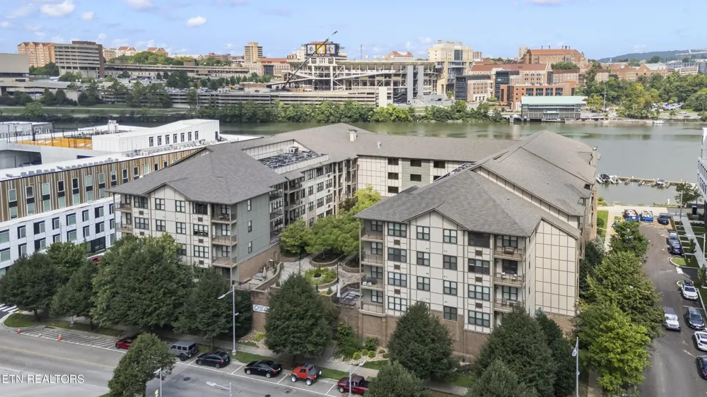 445 W Blount Ave #502 Knoxville, TN 37920