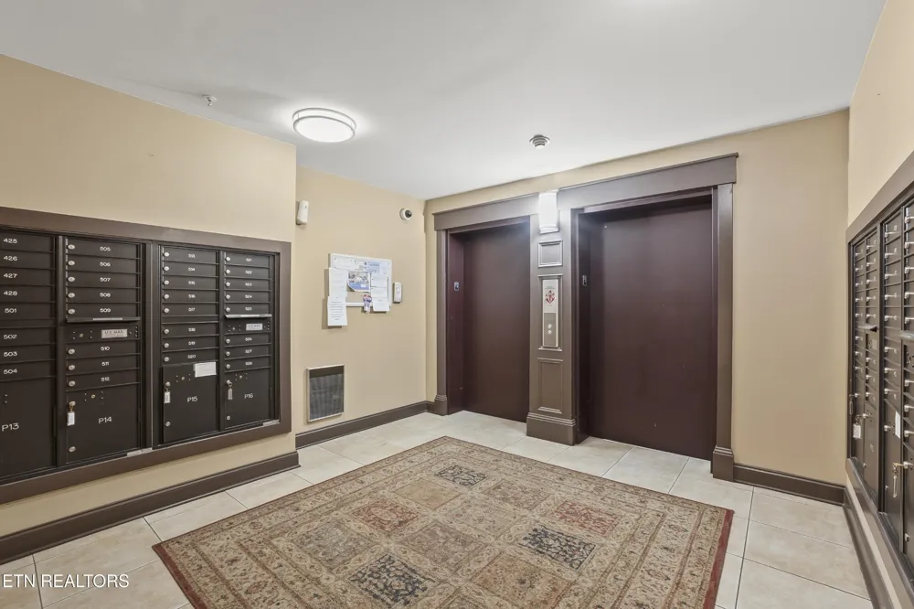 445 W Blount Ave #502 Knoxville, TN 37920