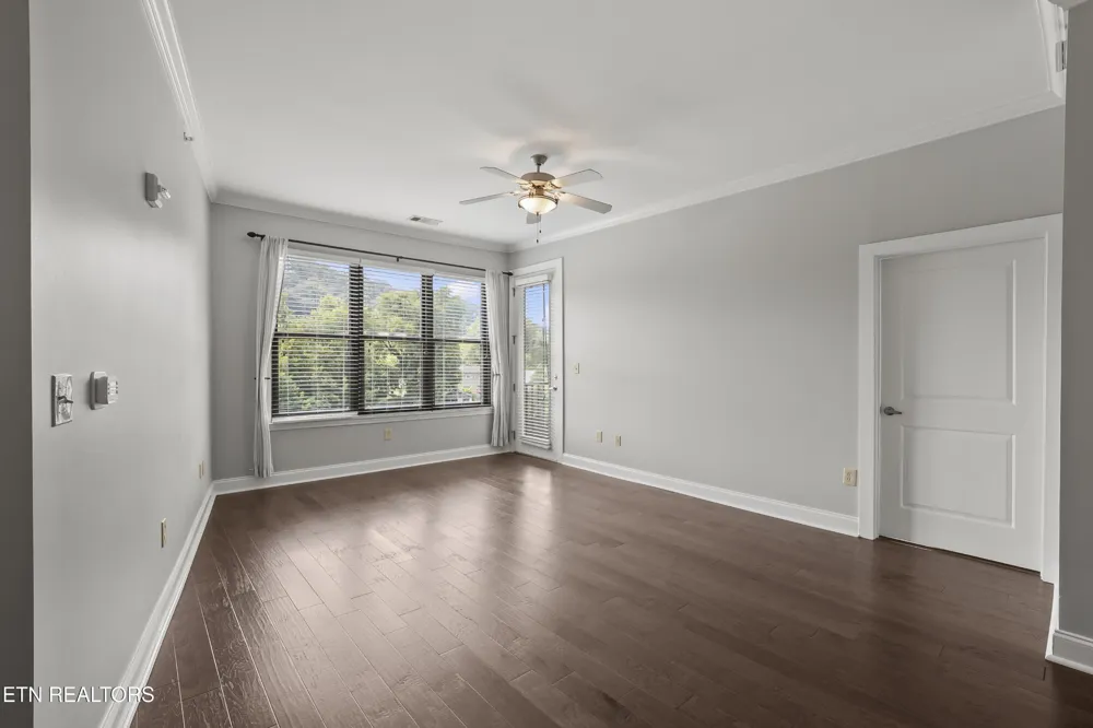 445 W Blount Ave #502 Knoxville, TN 37920