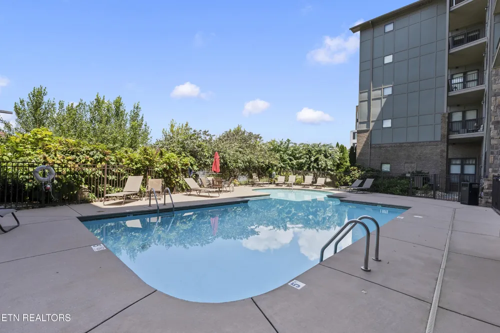 445 W Blount Ave #502 Knoxville, TN 37920
