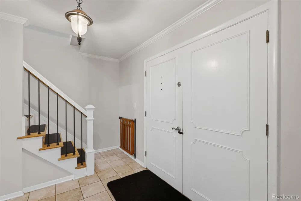 30954 Oak Valley Drive Farmington Hills City, MI 48331