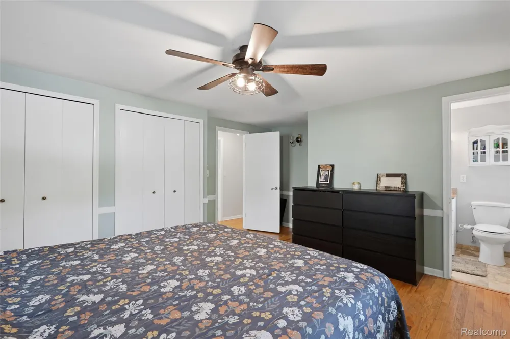 30954 Oak Valley Drive Farmington Hills City, MI 48331
