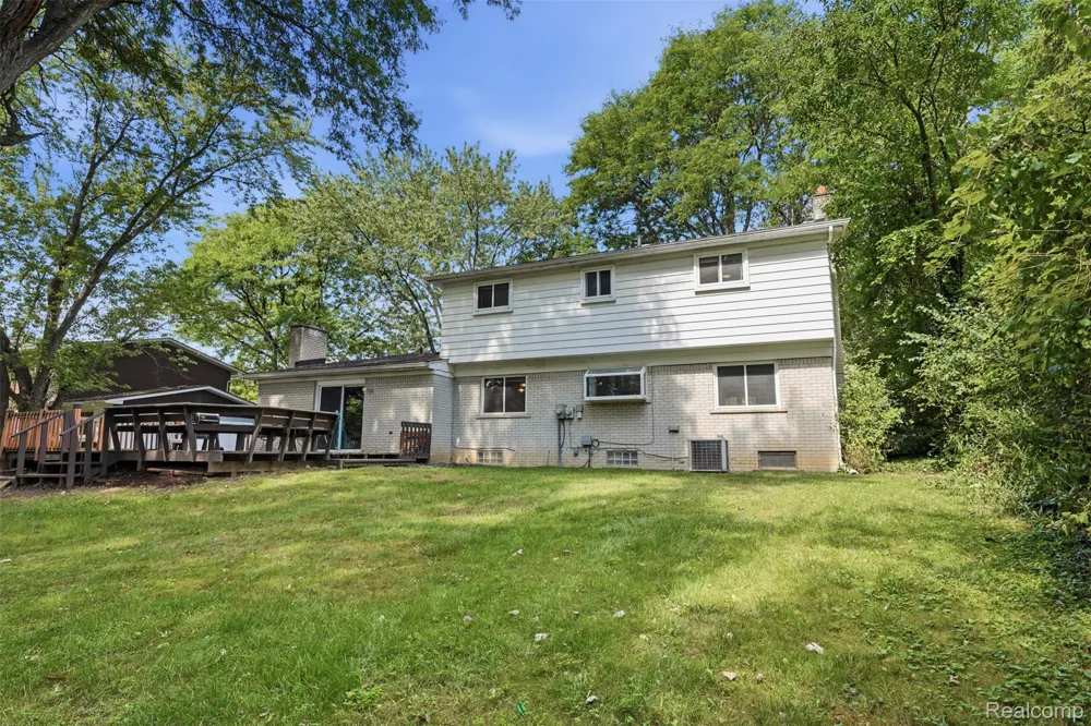 30954 Oak Valley Drive Farmington Hills City, MI 48331