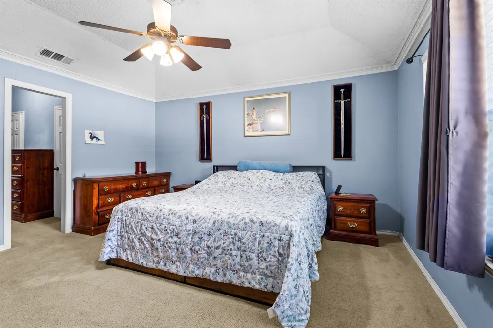 4219 Pleasant Oaks Court Arlington, TX 76016