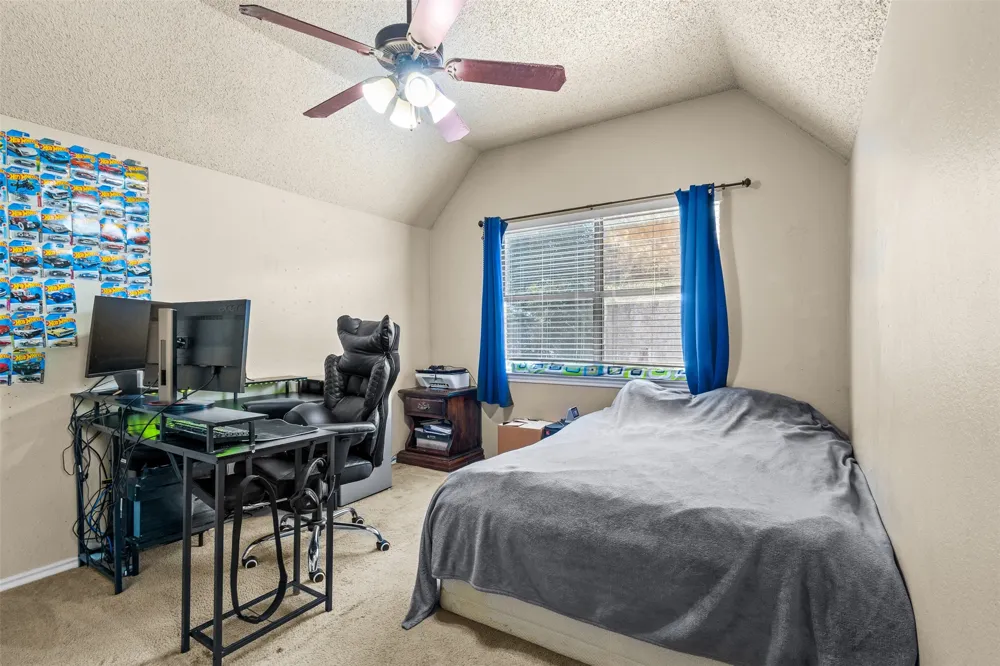 4219 Pleasant Oaks Court Arlington, TX 76016