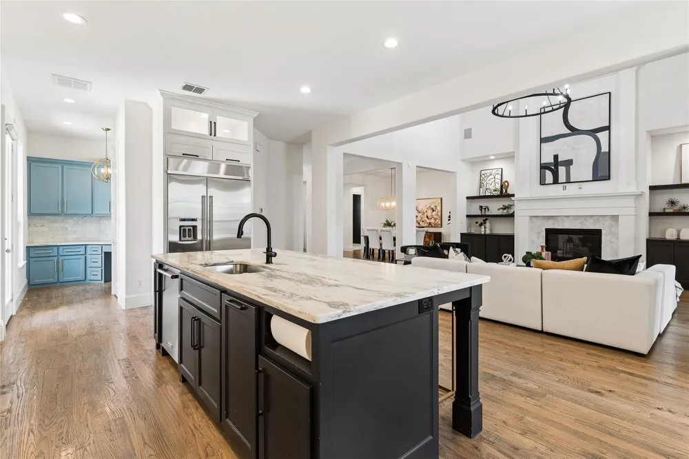 10215 Blackenhurst Lane Frisco, TX 75033