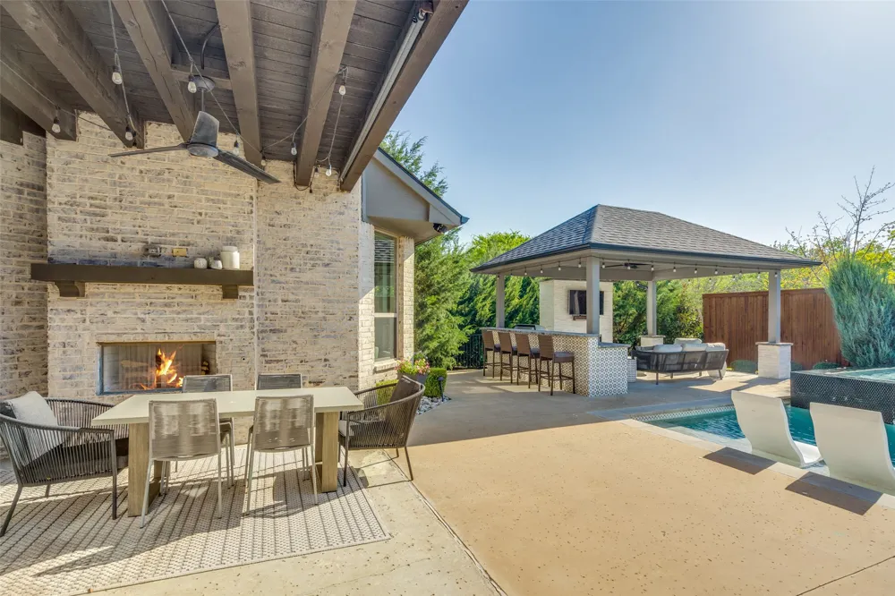 10215 Blackenhurst Lane Frisco, TX 75033