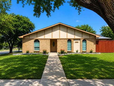 1449 Vanderbilt Drive