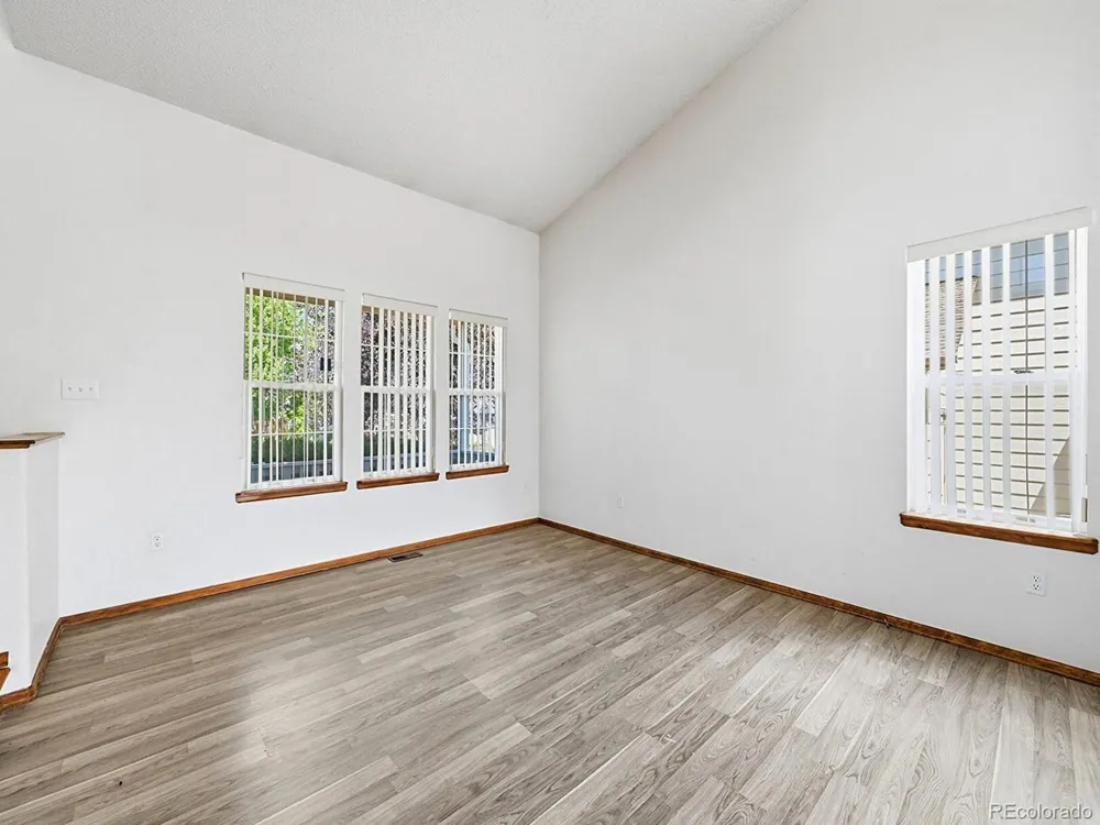 4934 S Danube Street Aurora, CO 80015