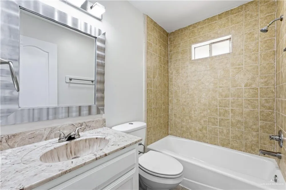 1005 W Praline Drive Pharr, TX 78577