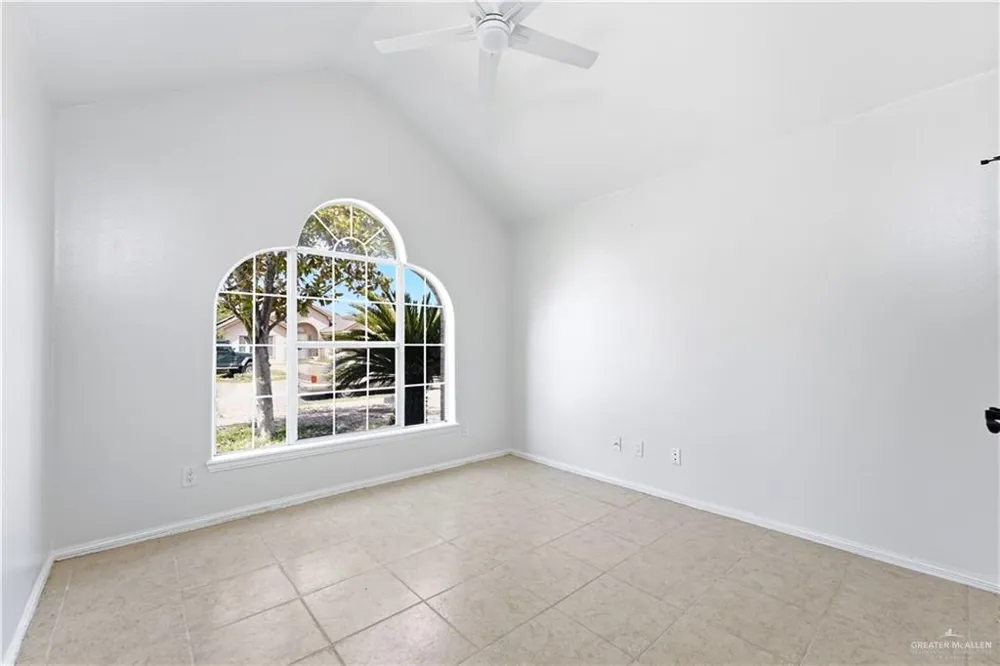 1005 W Praline Drive Pharr, TX 78577
