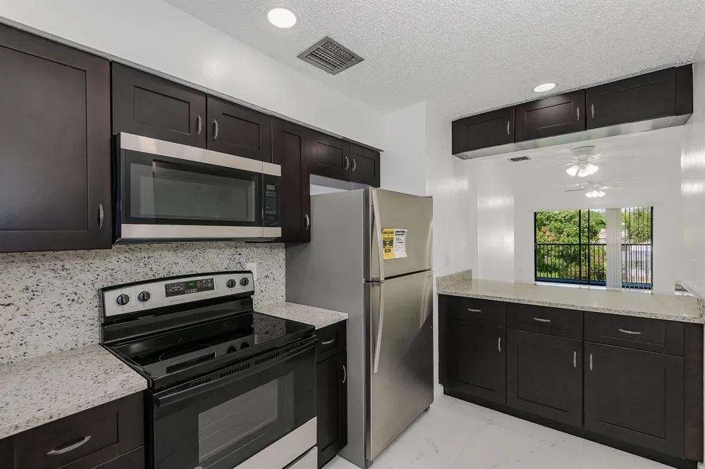 10675 Royal Palm Boulevard Coral Springs, FL 33065