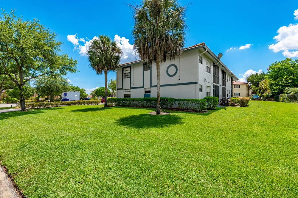 10675 Royal Palm Boulevard Coral Springs, FL 33065