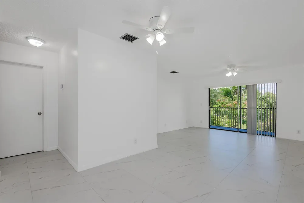 10675 Royal Palm Boulevard Coral Springs, FL 33065