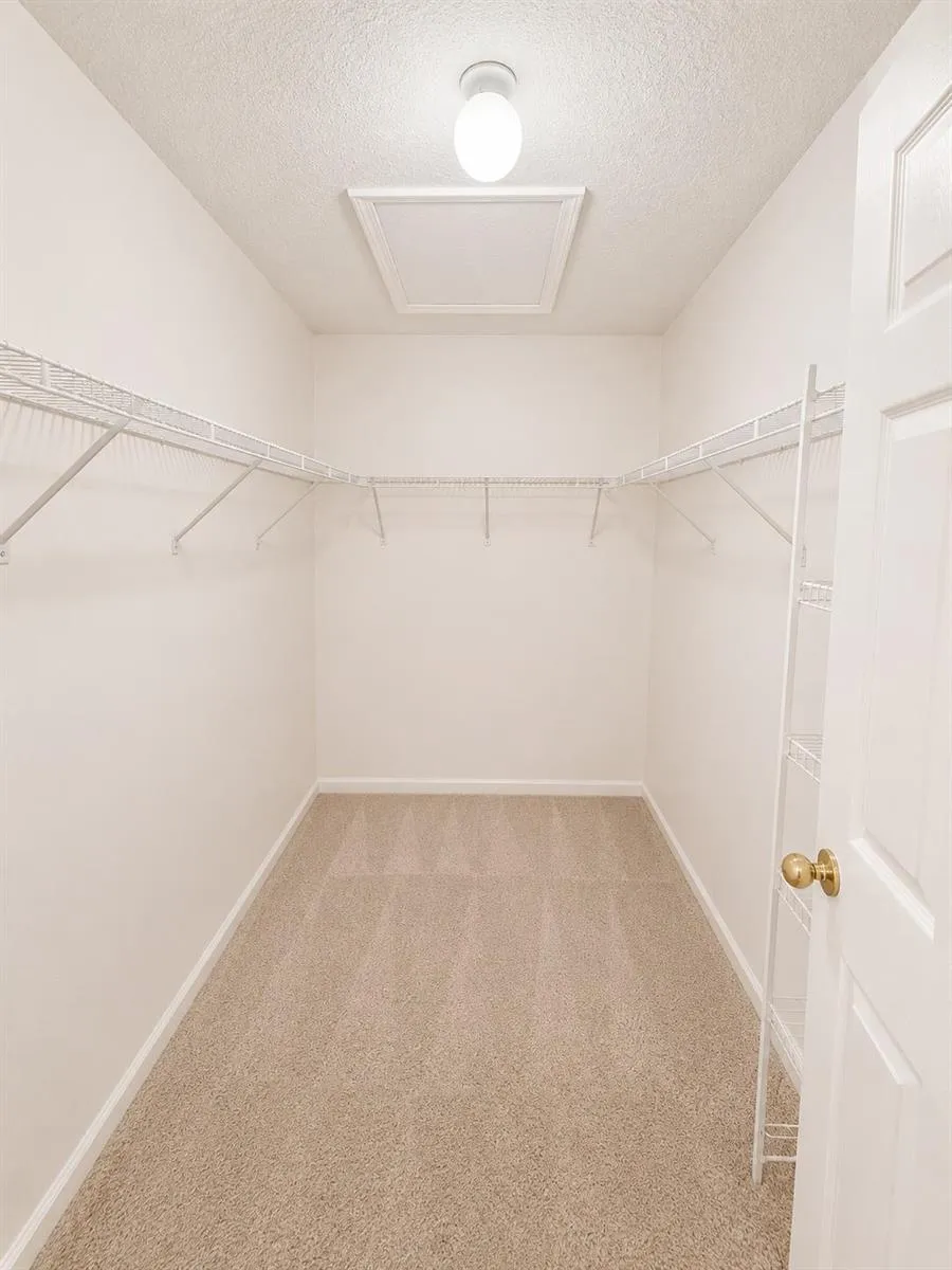 5260 COLLINS ROAD #308 Jacksonville, FL 32244
