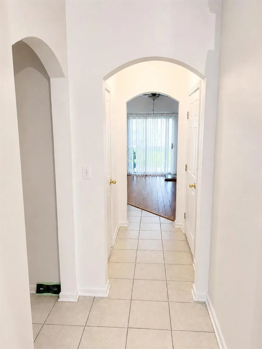 5260 COLLINS ROAD #308 Jacksonville, FL 32244