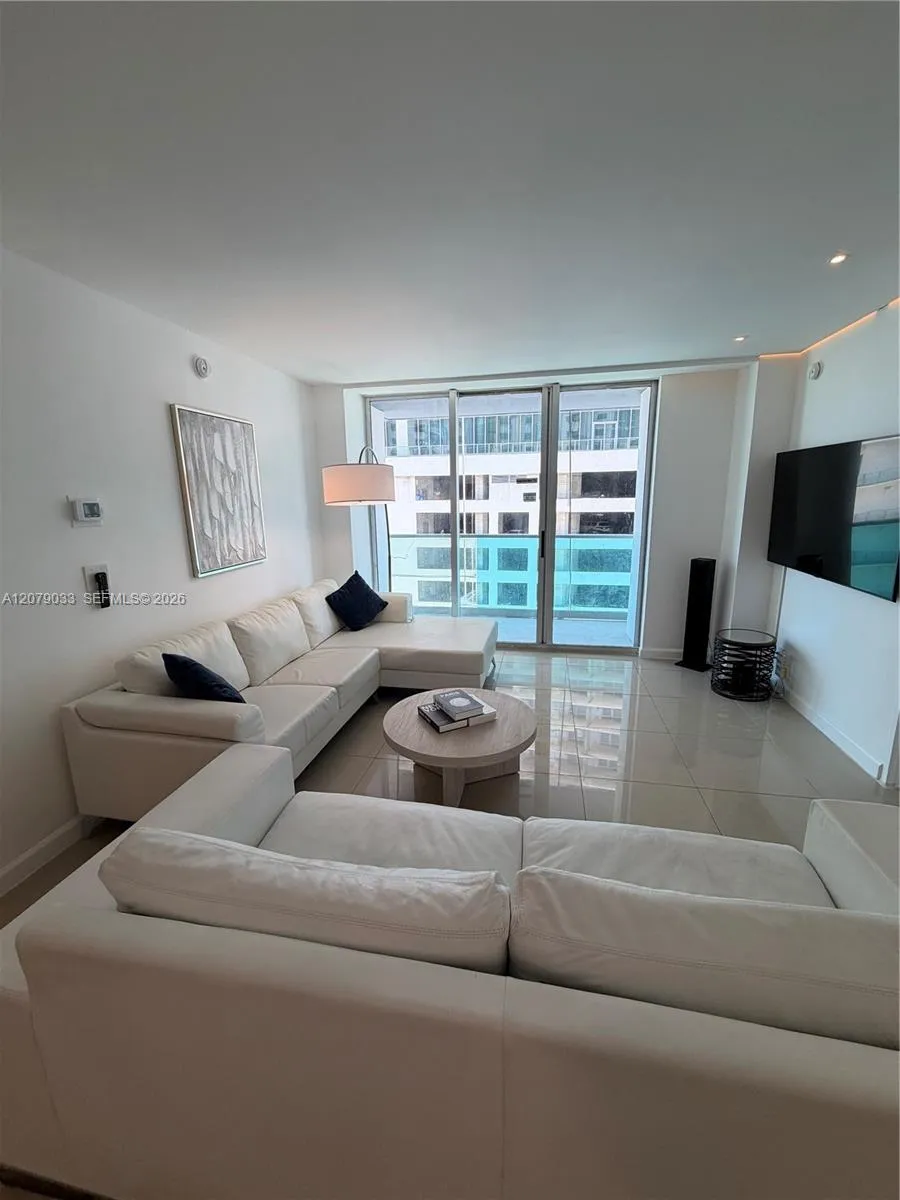 4001 S Ocean Dr #11J Hollywood, FL 33019