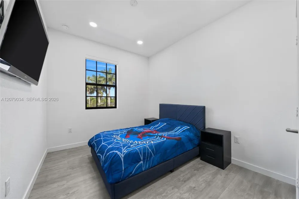 757 SW 11th St Florida City, FL 33034