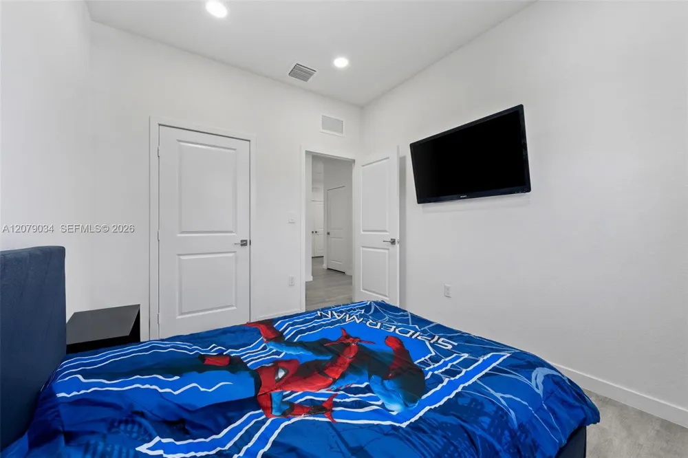 757 SW 11th St Florida City, FL 33034