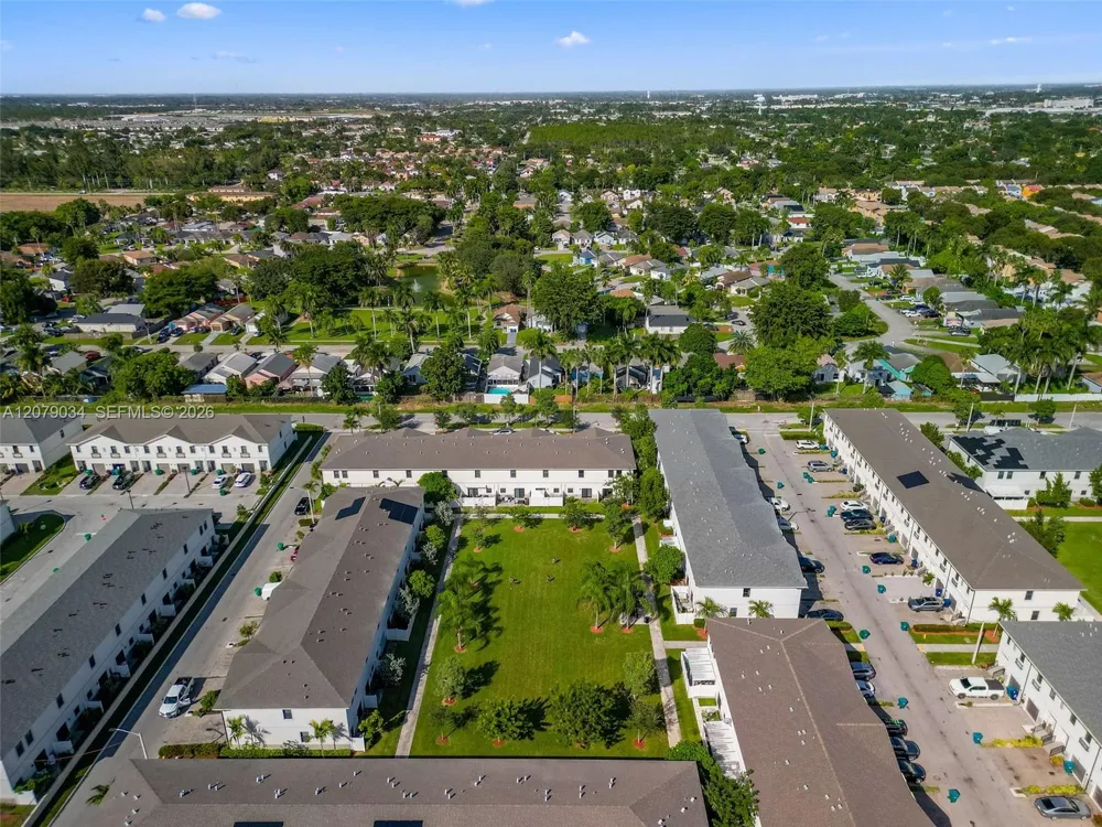 757 SW 11th St Florida City, FL 33034