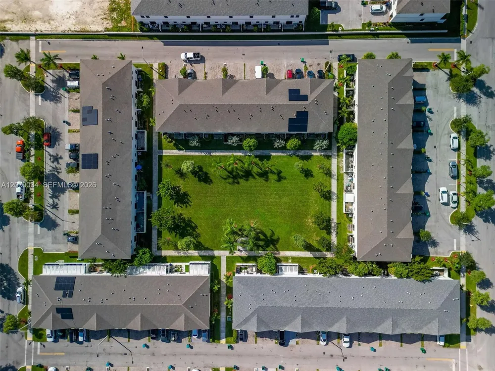 757 SW 11th St Florida City, FL 33034