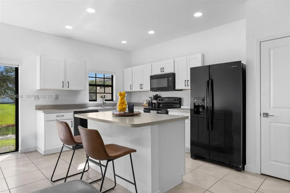 757 SW 11th St Florida City, FL 33034