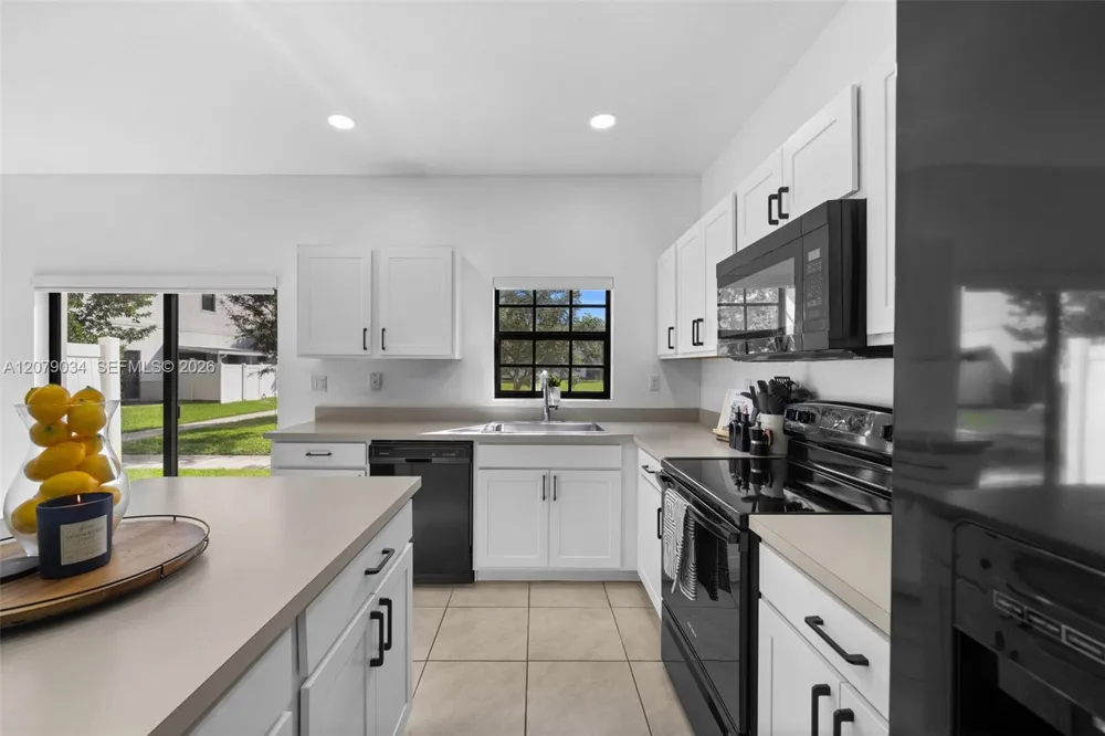 757 SW 11th St Florida City, FL 33034