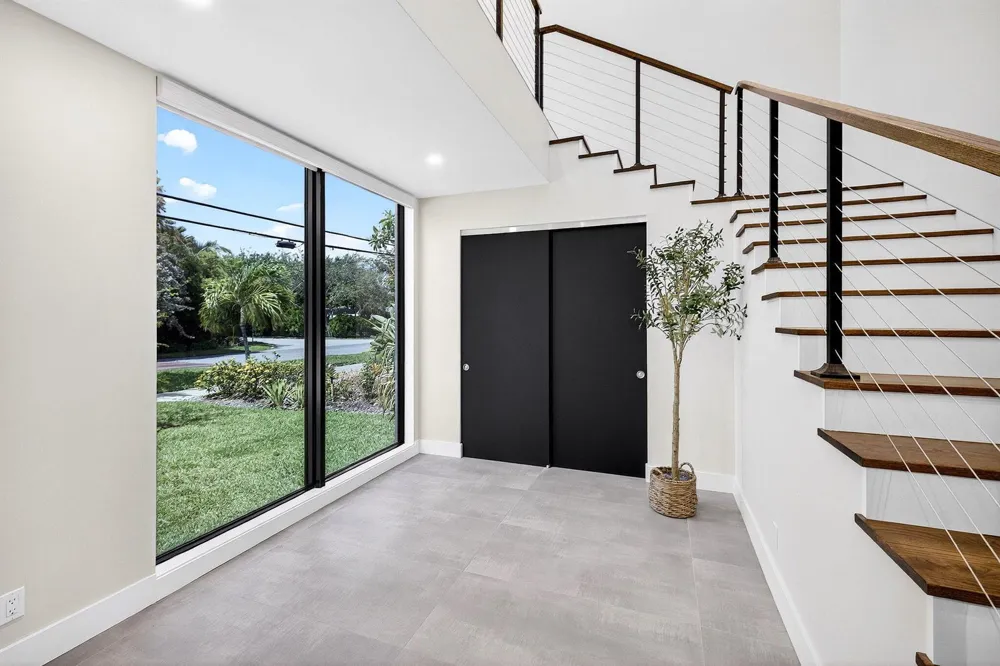 1807 NE 18TH STREET Fort Lauderdale, FL 33305