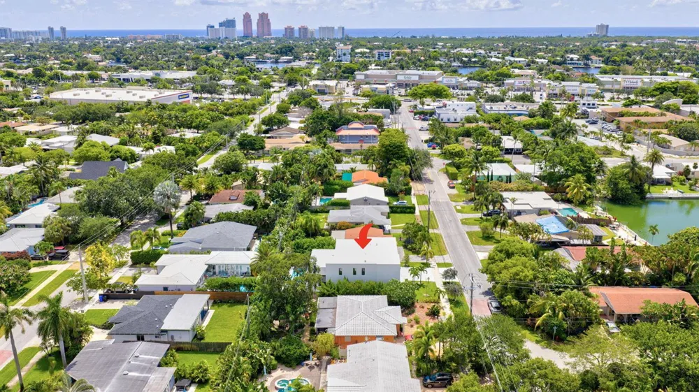 1807 NE 18TH STREET Fort Lauderdale, FL 33305