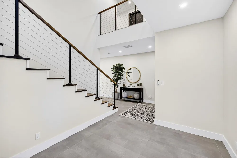 1807 NE 18TH STREET Fort Lauderdale, FL 33305