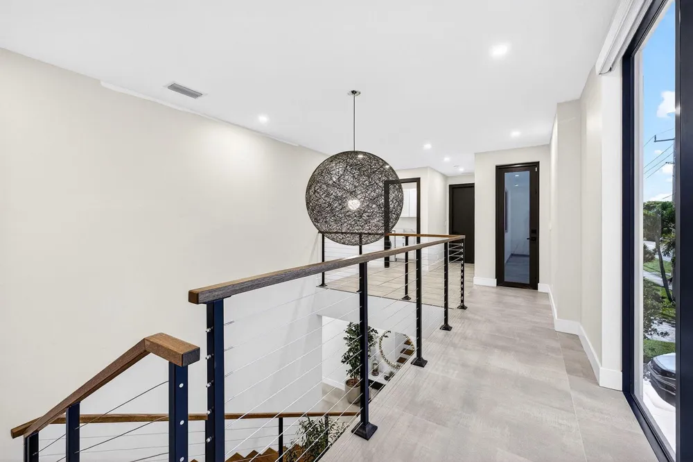 1807 NE 18TH STREET Fort Lauderdale, FL 33305