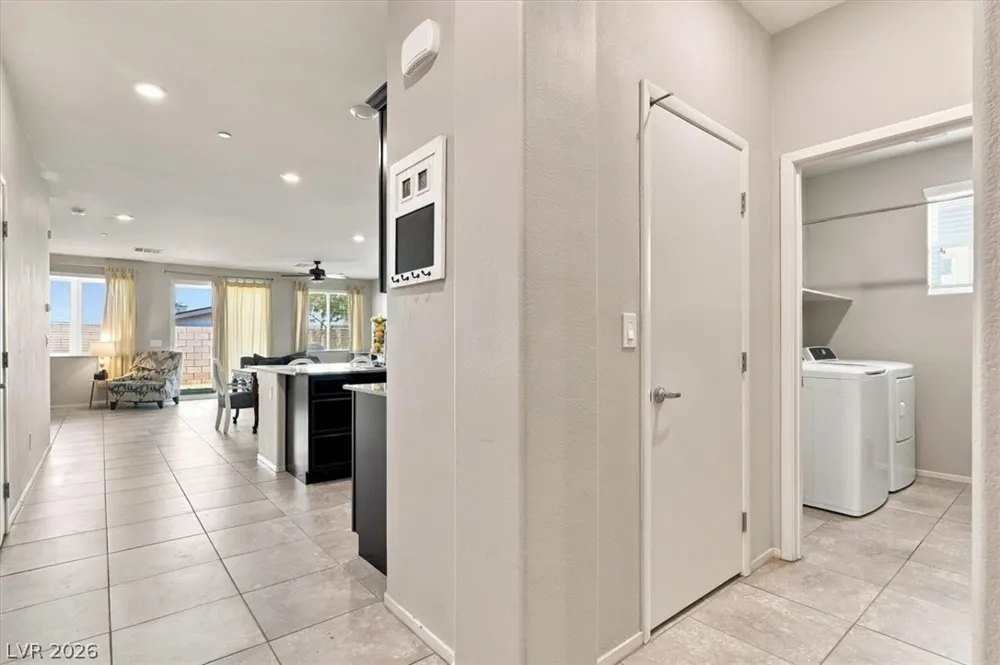 2128 Del Aqua Avenue Henderson, NV 89002