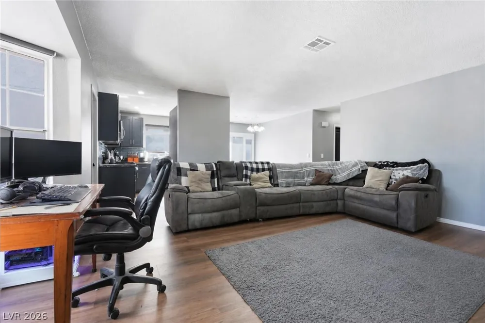 531 Chelsea Drive Henderson, NV 89014