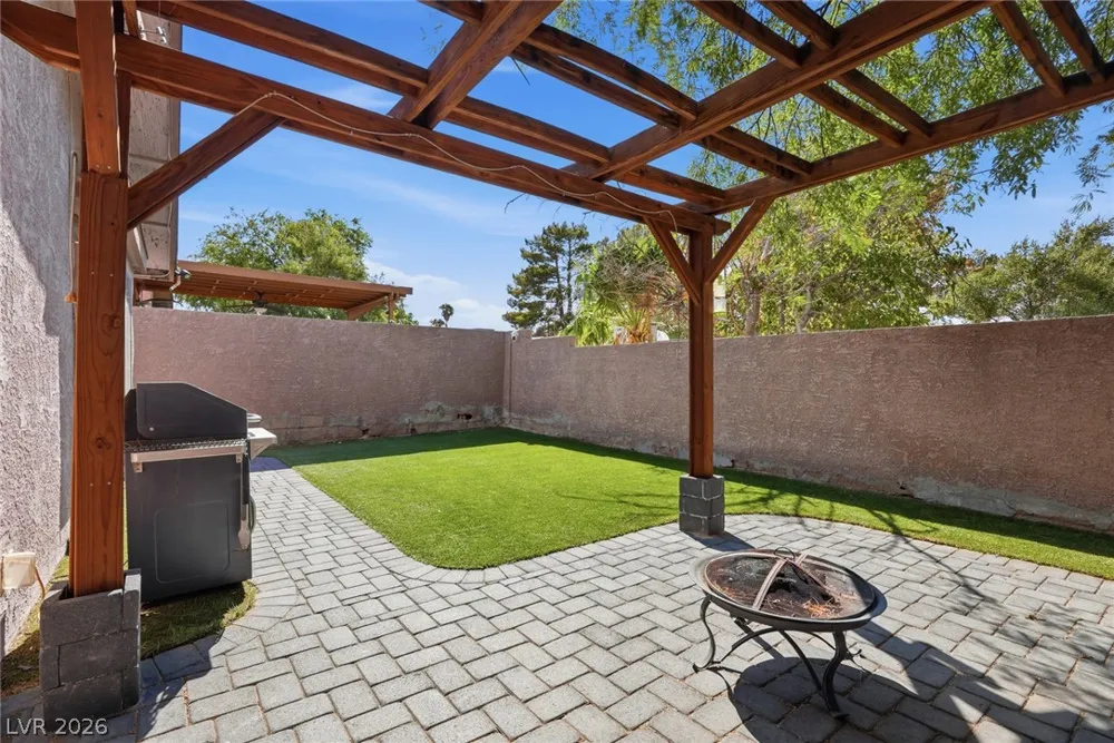 531 Chelsea Drive Henderson, NV 89014