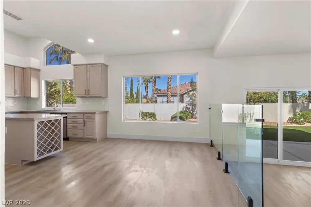 1700 Double Arrow Place Las Vegas, NV 89128