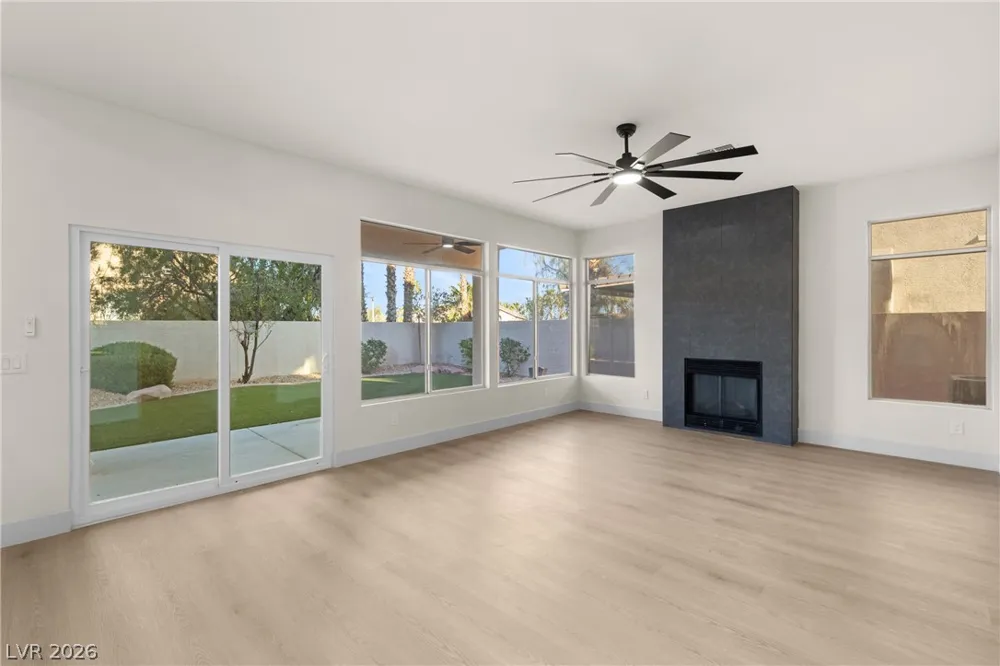 1700 Double Arrow Place Las Vegas, NV 89128
