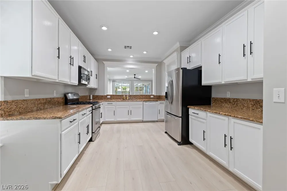 2601 Bahama Point Avenue North Las Vegas, NV 89031