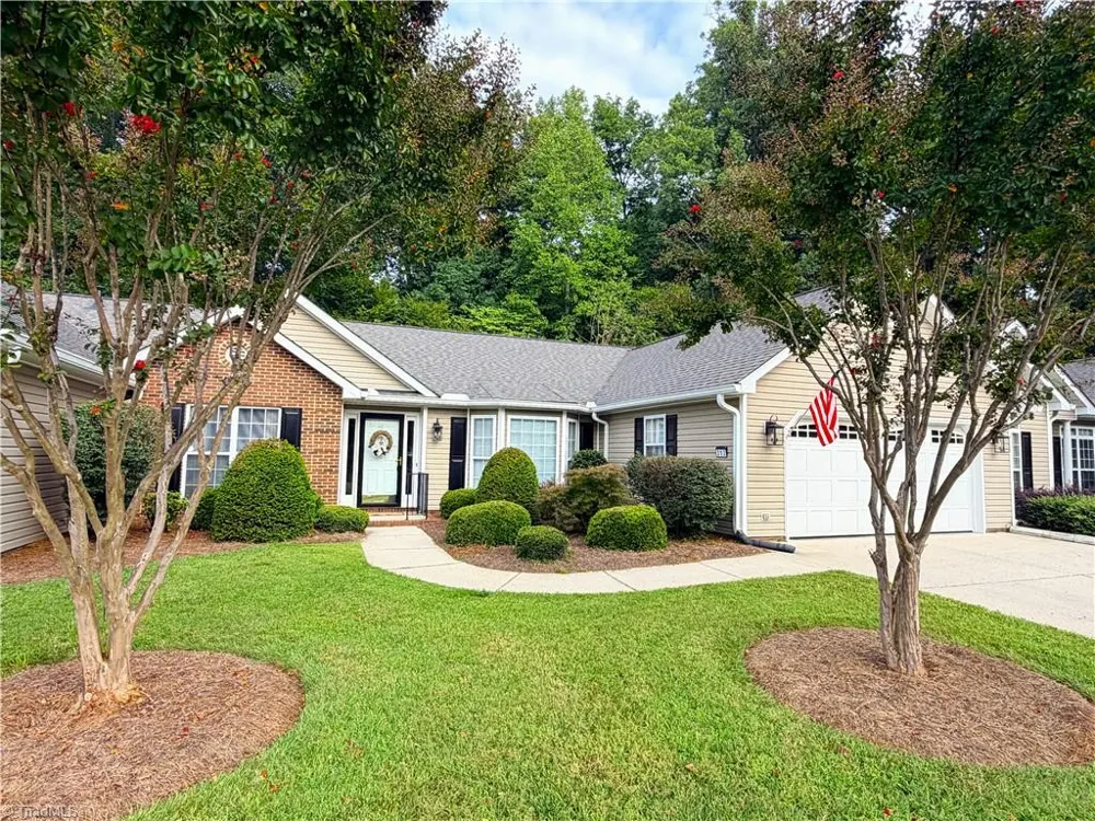 313 Quarterpath Lane Jamestown, NC 27282