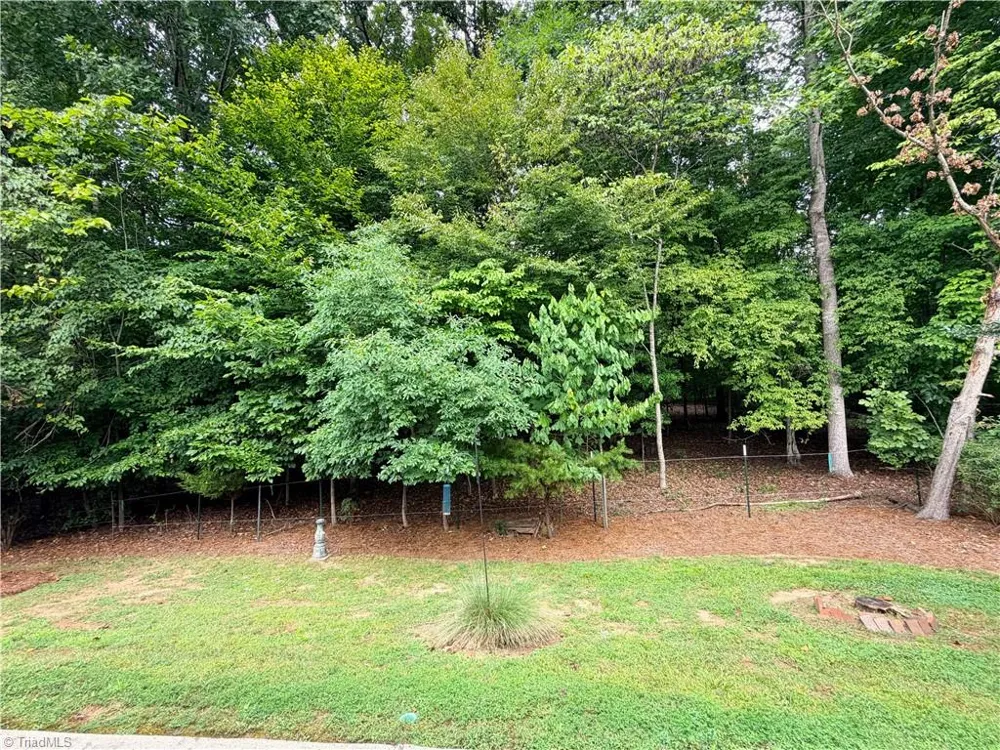 313 Quarterpath Lane Jamestown, NC 27282