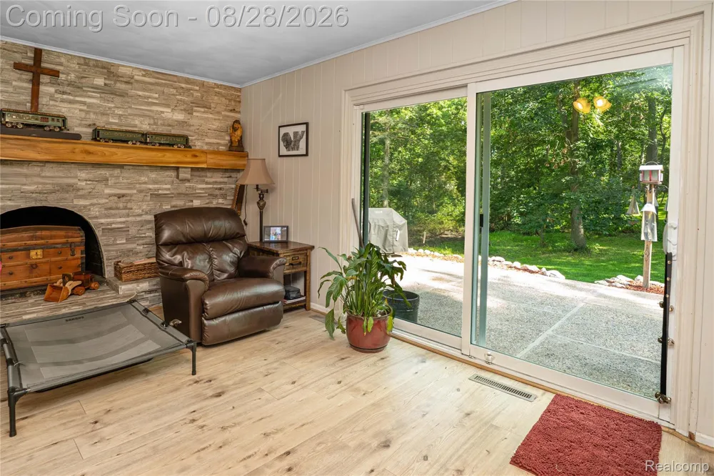 11060 Clark Road Springfield Charter Township, MI 48350