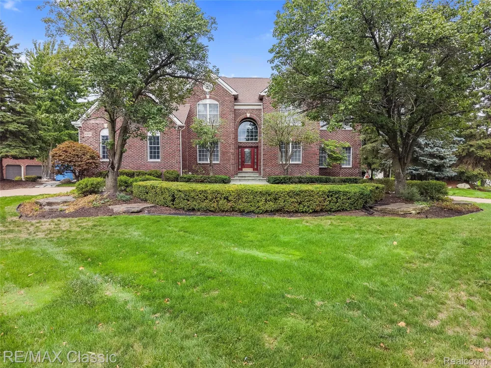 49899 Leyland Circle Novi City, MI 48374