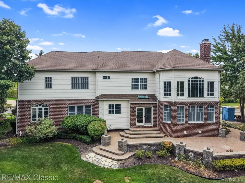 49899 Leyland Circle Novi City, MI 48374