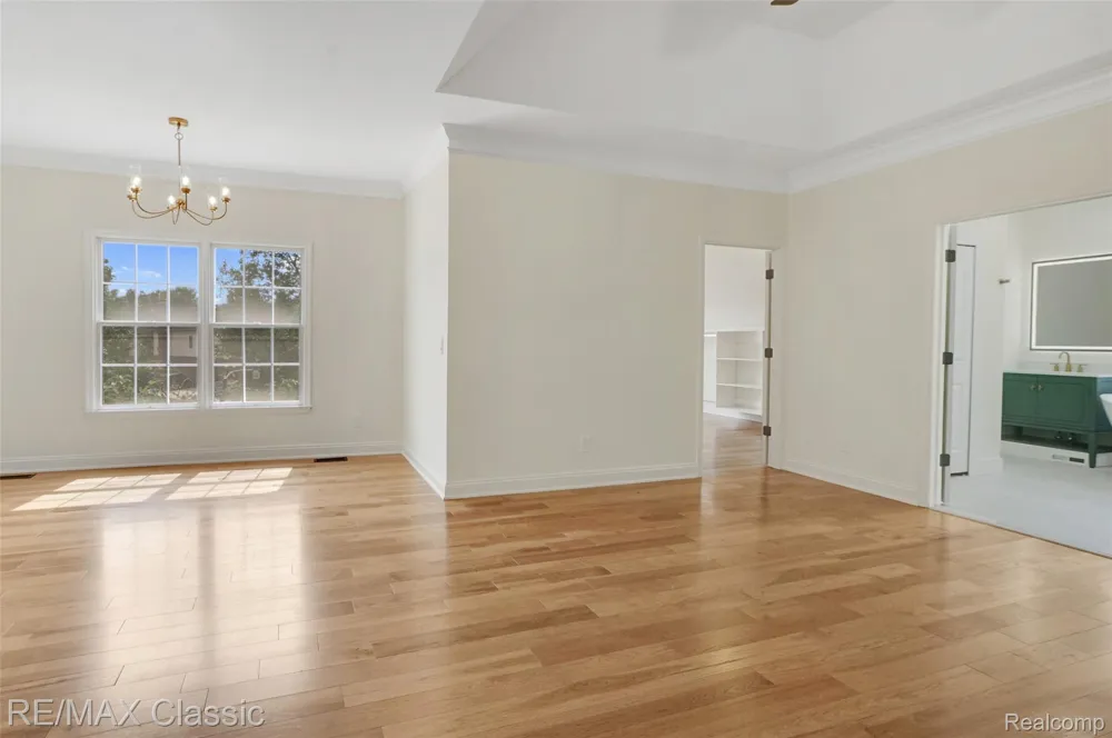 49899 Leyland Circle Novi City, MI 48374