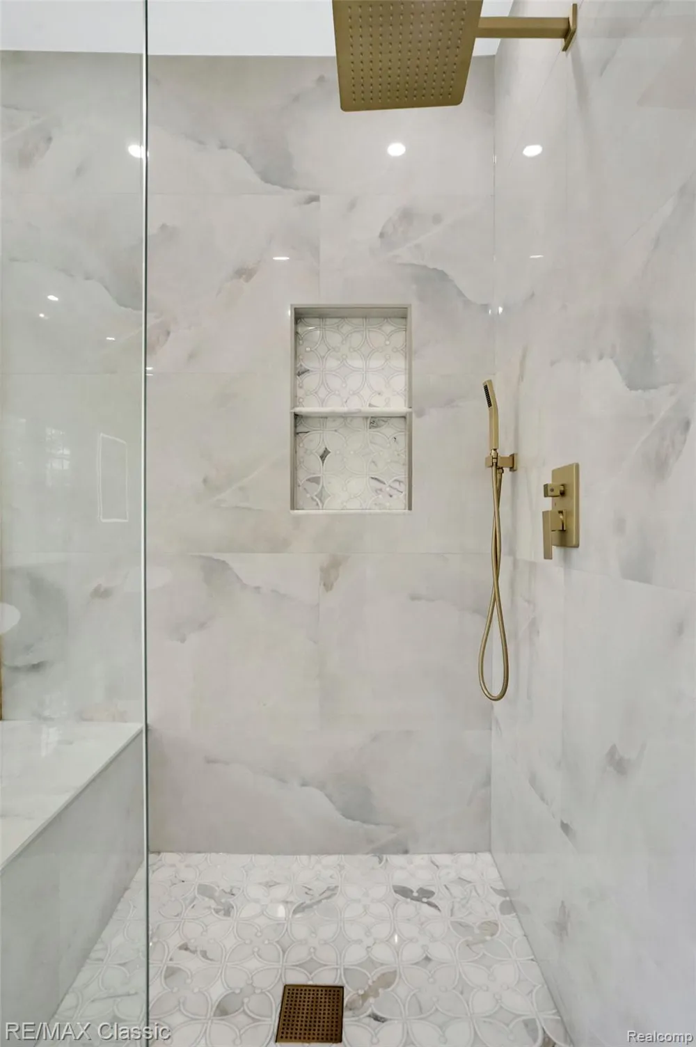 49899 Leyland Circle Novi City, MI 48374