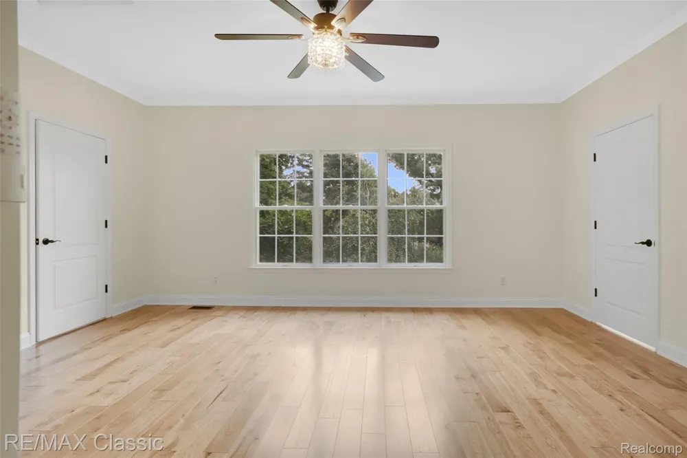 49899 Leyland Circle Novi City, MI 48374