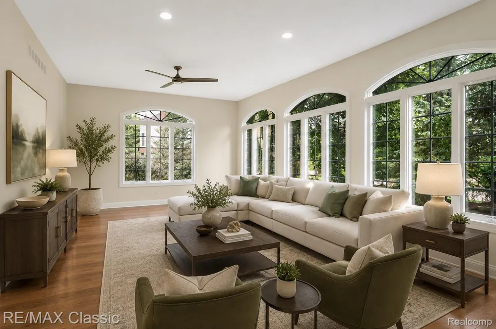 49899 Leyland Circle Novi City, MI 48374