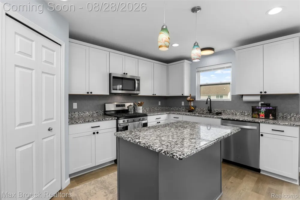 58176 Thomas Drive New Haven Village, MI 48048