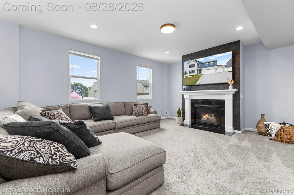 58176 Thomas Drive New Haven Village, MI 48048