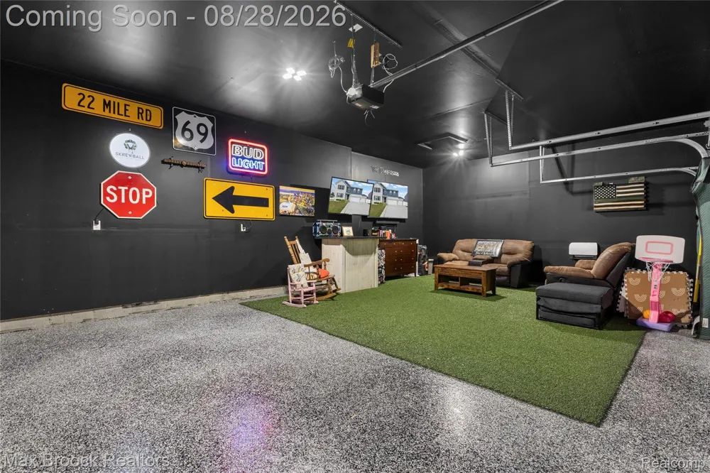 58176 Thomas Drive New Haven Village, MI 48048